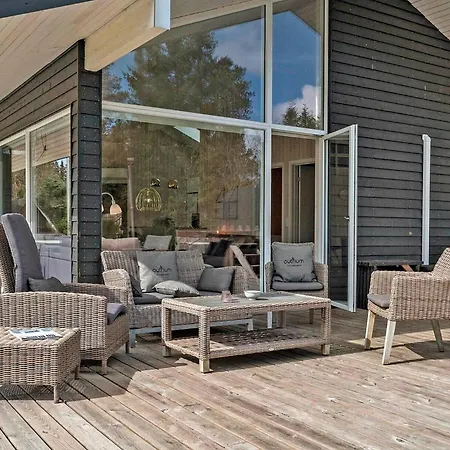 Dom wakacyjny 4 Bedroom Stunning In Bording Bording Stationsby